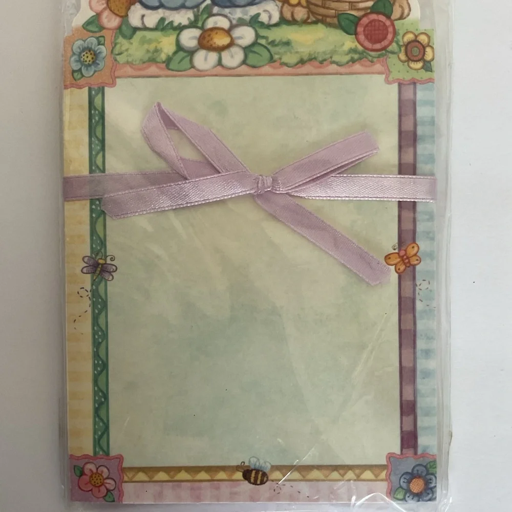 Martin Designs Bunny Family Notepad. NWT